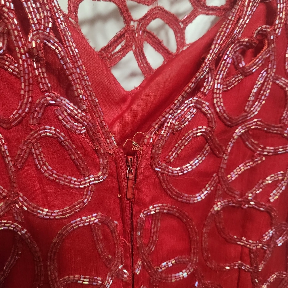 Formal Attire - Picture 4 of 5